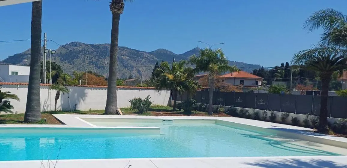 Villa Rosa Luxury Apartment Mondello 0*,
