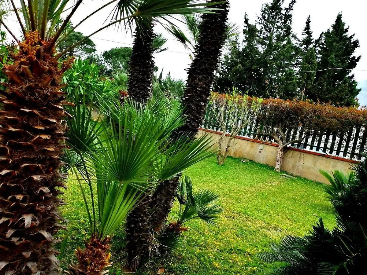 Villa Rosa Luxury Apartment Mondello 0*,  Italien